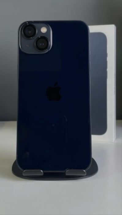 Продам айфон 13 в хорошем состоянии.