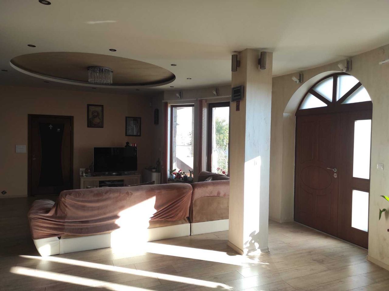 Продава се Къща в Стара Загора, Студентско градче - 300 кв.м за 412 €/кв.м - Снимка #13