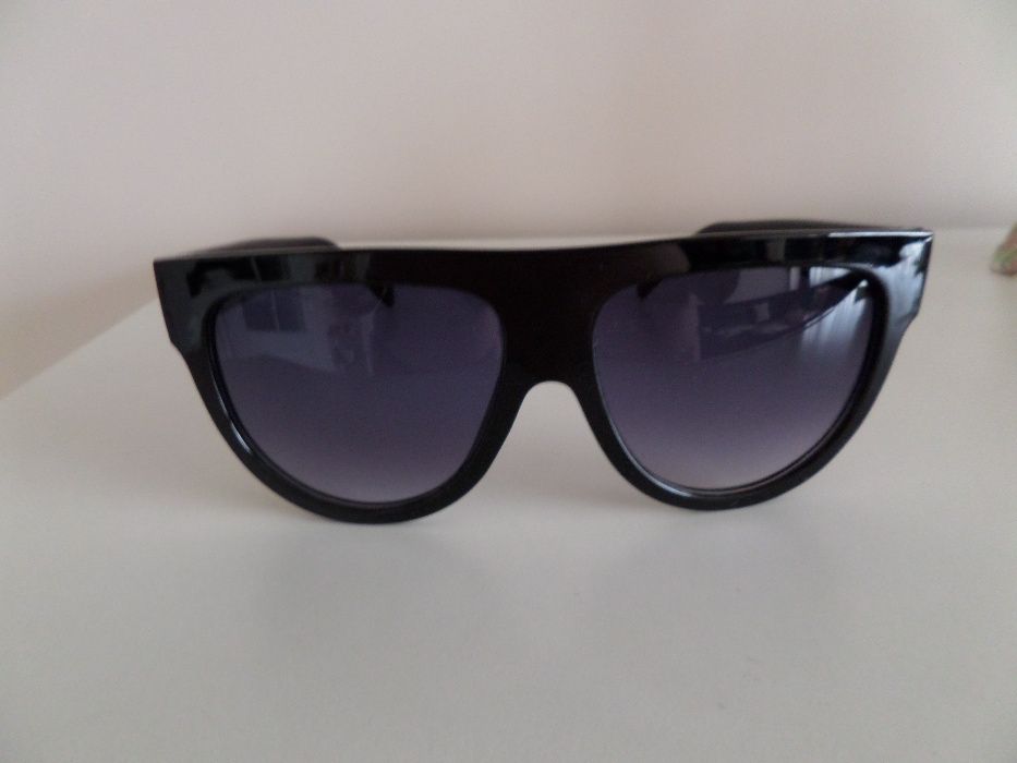 Слънчеви очила код 03