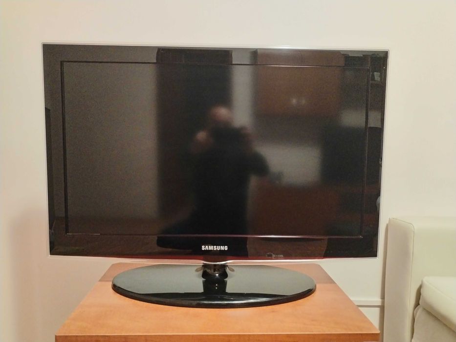 Televizor LCD Samsung HD Diagonala 80 cm