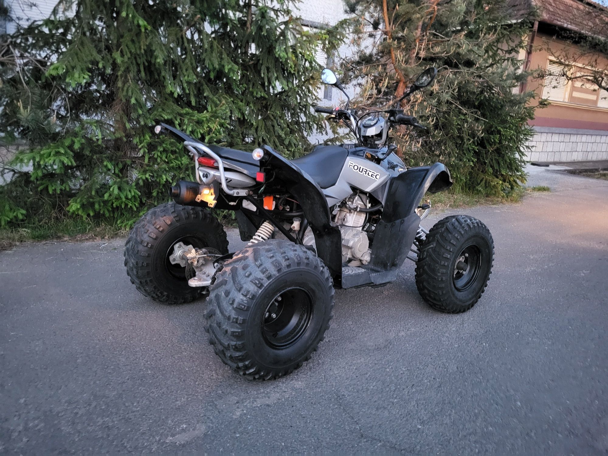 Atv Quad Aeon cobra 350