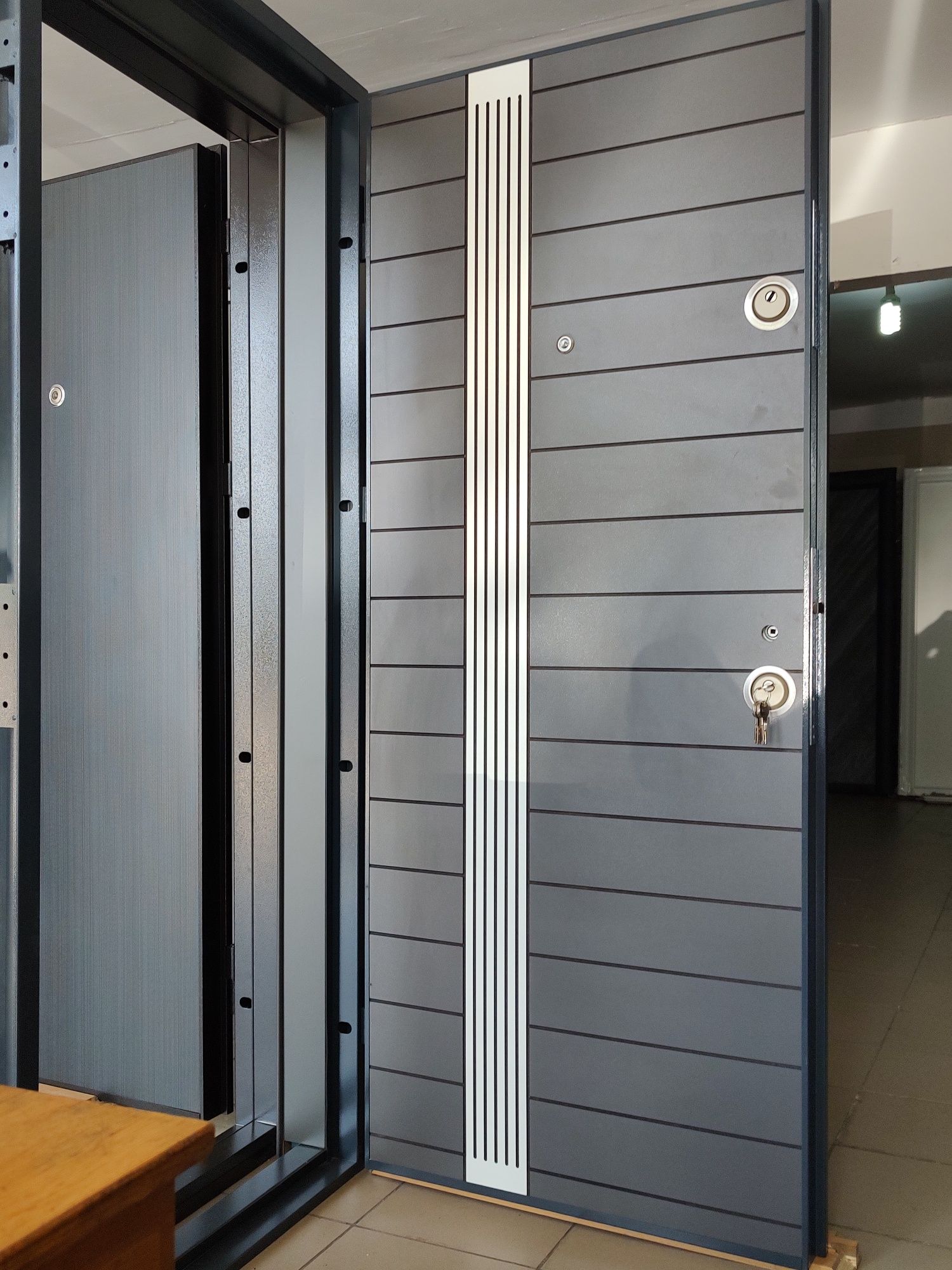 Uși metalice usa de exterior ușa apartament de curte cu  montaj