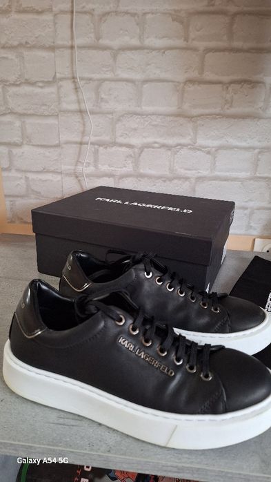 Karl Lagerfeld сникерс