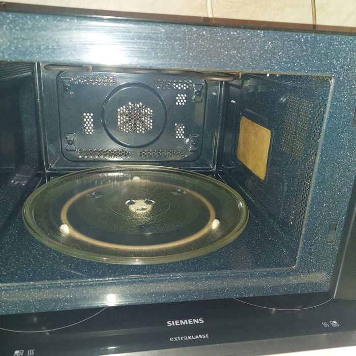 Микровълнова фурна Toshiba MV-TC25TBK