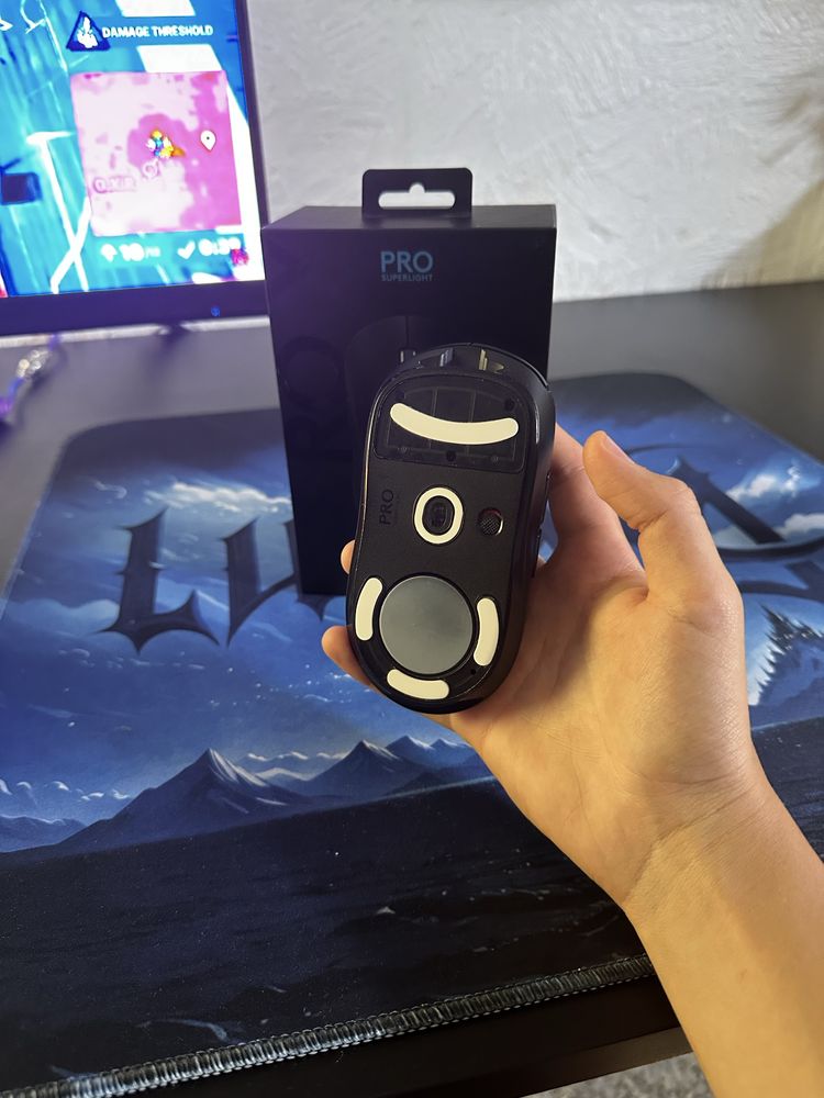 Мишка Logitech superlight