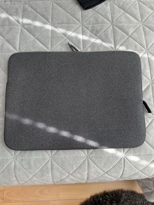 КАТО НОВ! Калъф за лаптоп Tucano 14 инча