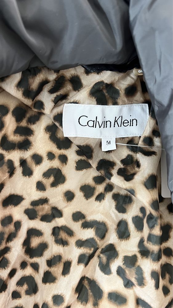 Geaca impermeabila cu puf Calvin Klein M