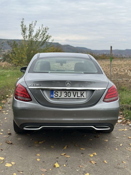 Mercedes Benz C220