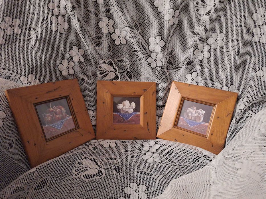 Set de tablouri vintage cu ramă din lemn