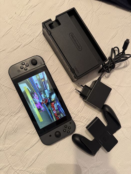 Nintendo switch cu jocuri incluse