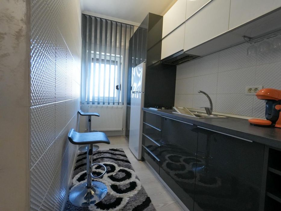 Inchiriez apartament Mamaia nord