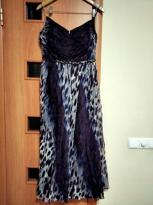 Красивое вечернее  платье