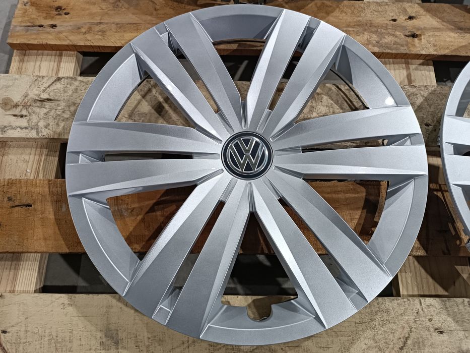 Чисто нови оригинални тасове VW 16 цола