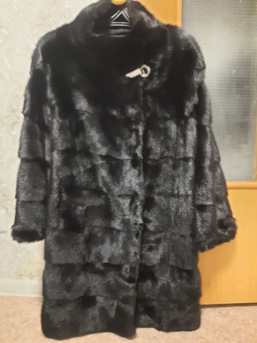 Продам норковую шубу