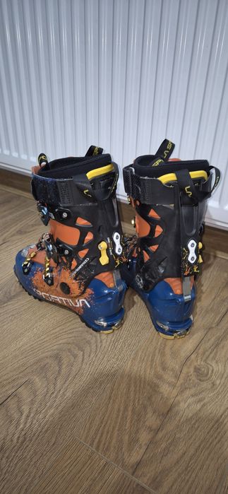 Clapari Tura - LaSportiva Synchro, Marime 41,5-42