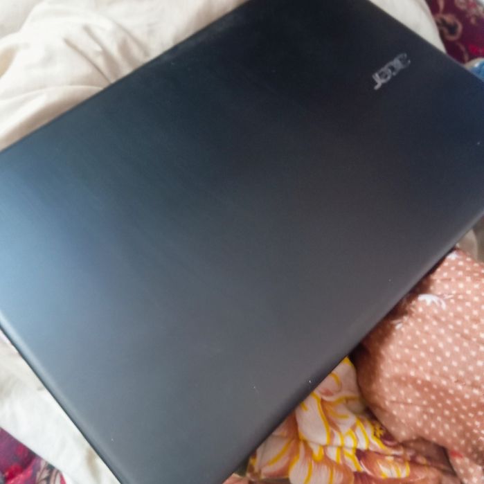 Продаю свой мощный игровой ноутбук Acer