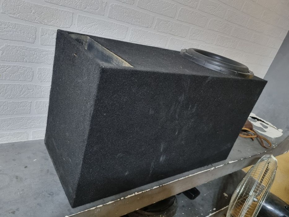 Сабуфер deaf bonce 270 нам 1500. Макс 3000  моноблок machete 1500 1D