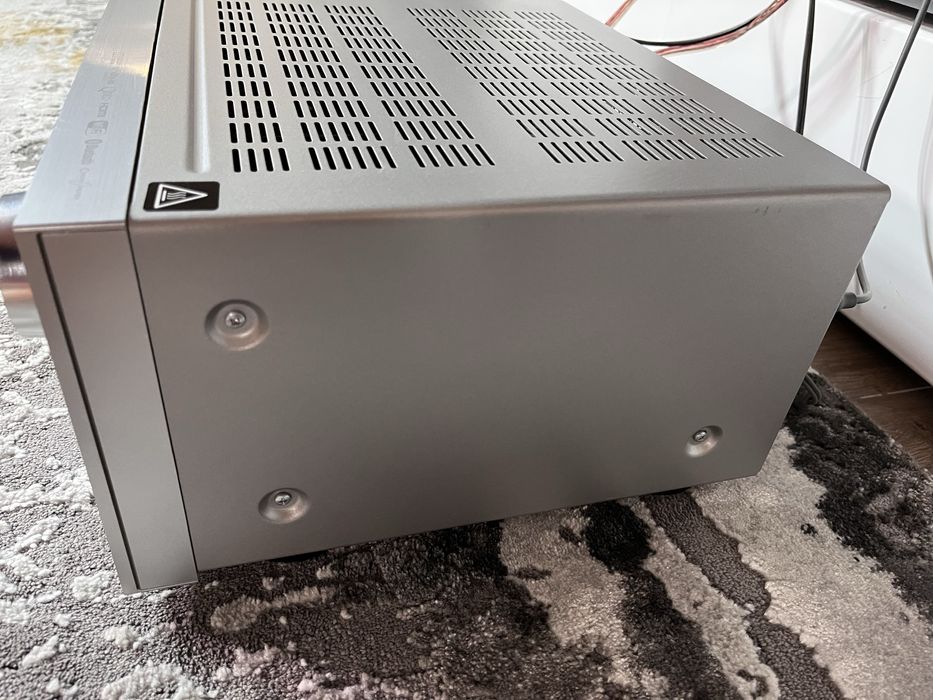 Onkyo TX-NR636 Много запазен!