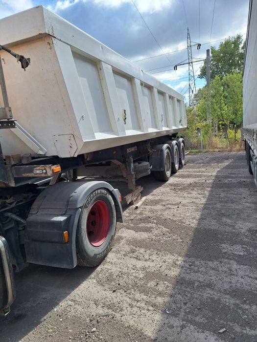 Vand 2 semiremorci marca Schmitz