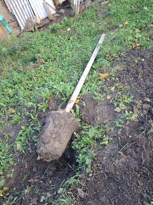 Бетонни колове 8 броя за лозе или за ограда.