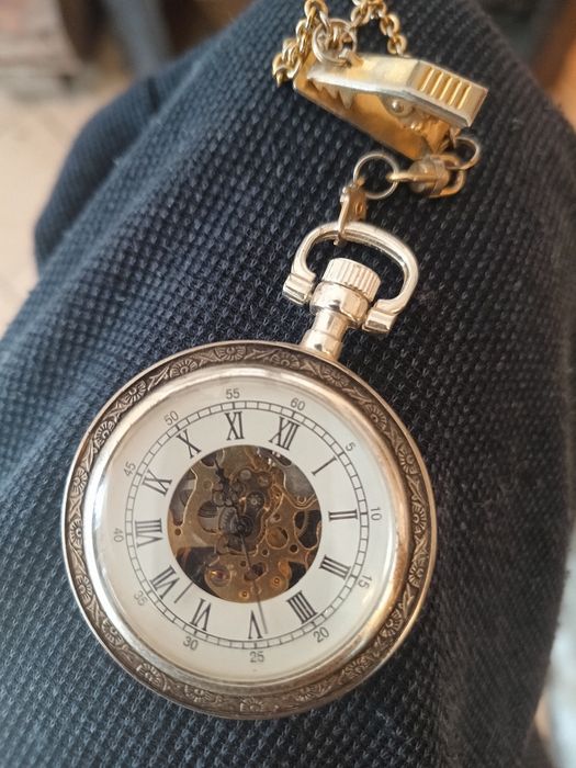 Джобен ретро часовник Атлас