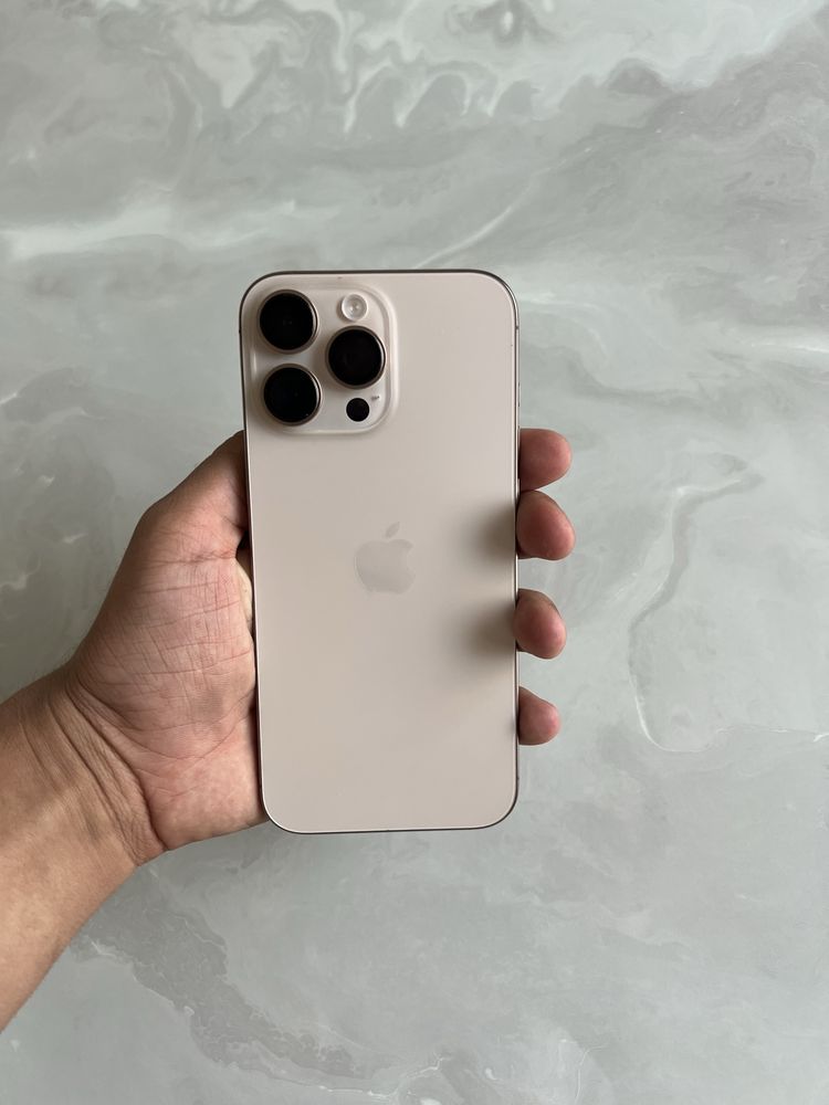 Iphone 16Pro Max desert titanium rangi sotiladi