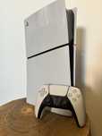 PlayStation 5 Slim, ca nou + 1 controller original