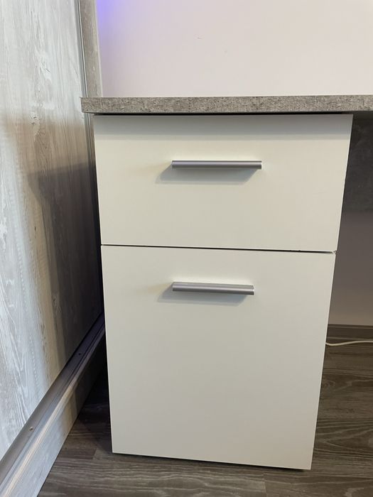 Birou modern din pal gri/alb