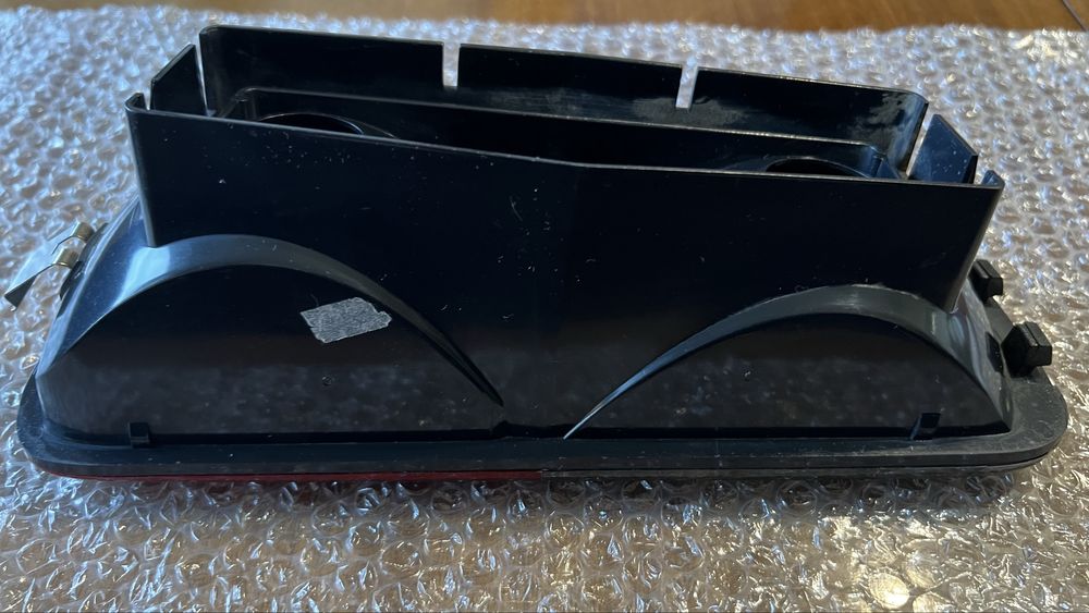 Land Rover Discovery 2 SE, Заден фар за мъгла и задна скорост за броня