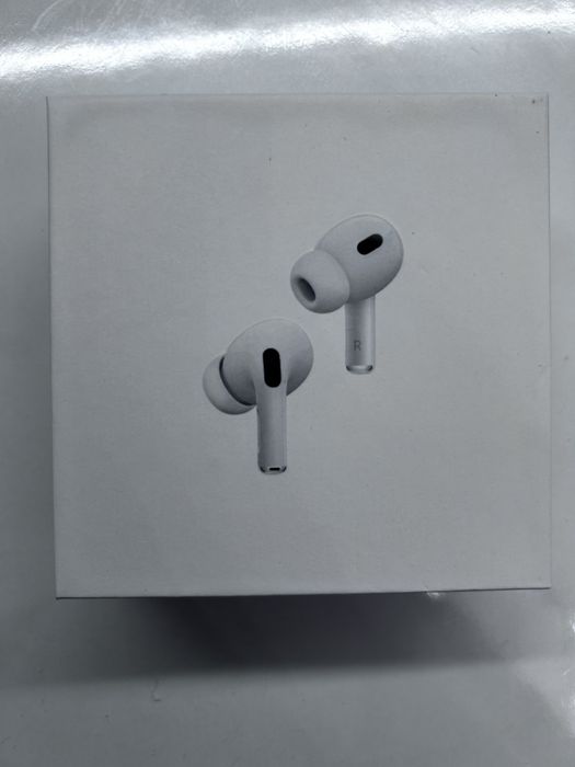 AirPods Pro(2nd generation) with MagSafe Charging Case (USB-C)