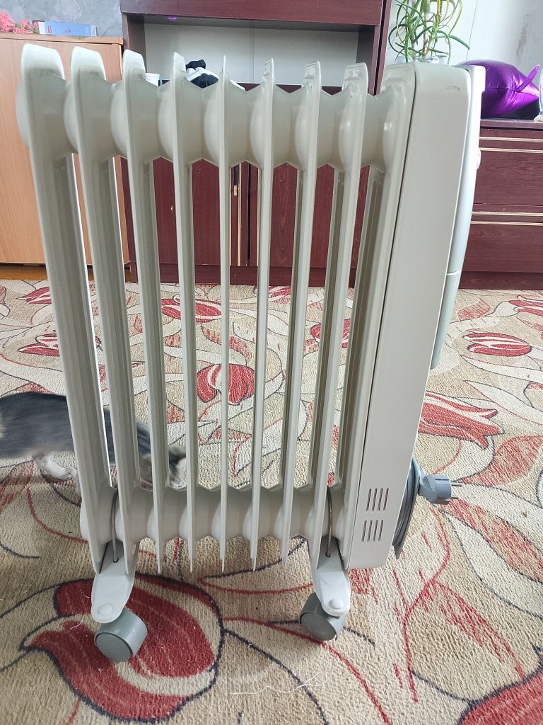 Продам масляный радиатор