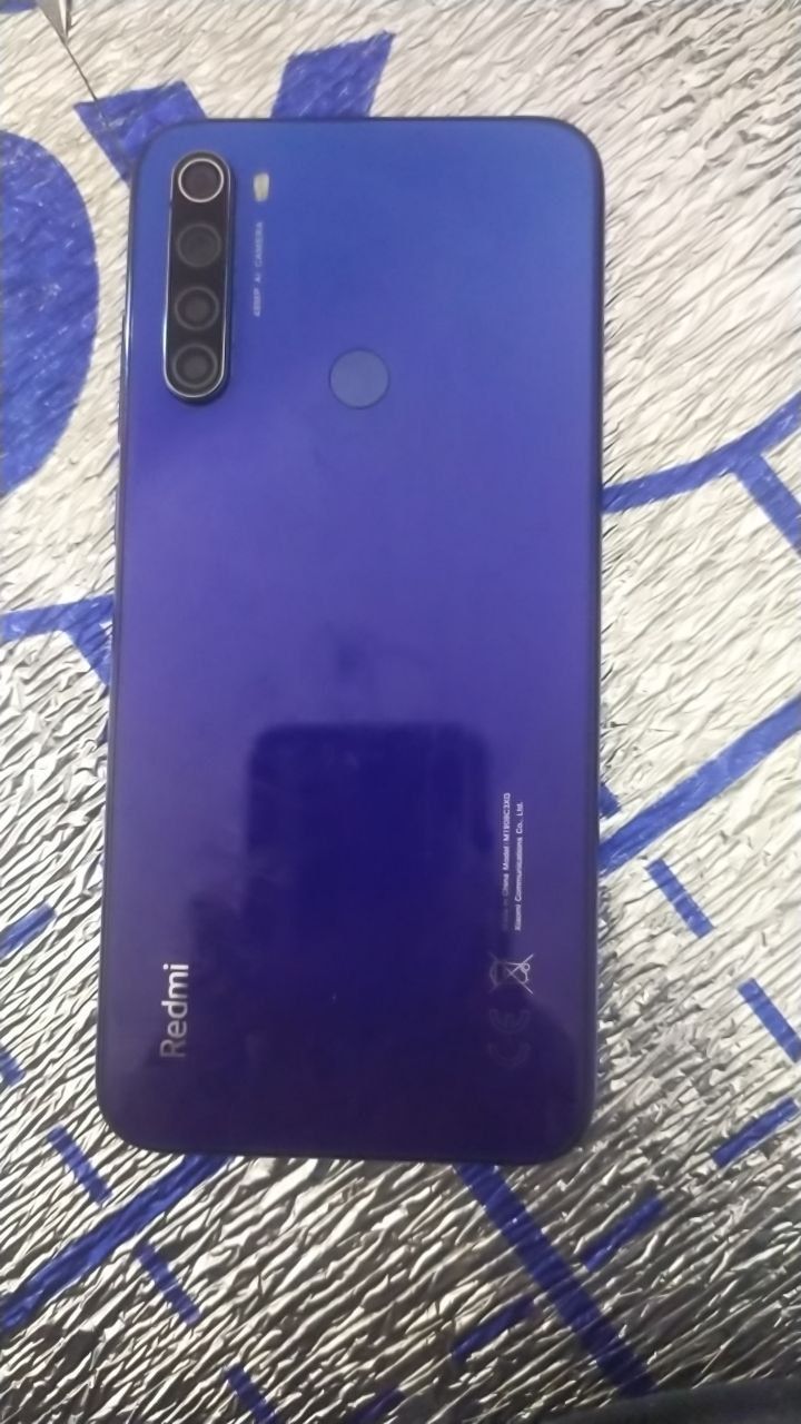 Redmi noʻt 8T karobka dakumenti bor 4 ga 64gb  hotira