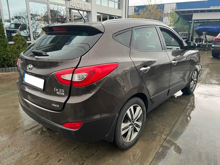 Hyundai ix35 2.0d 4x4 2015 Avariat 150.000km