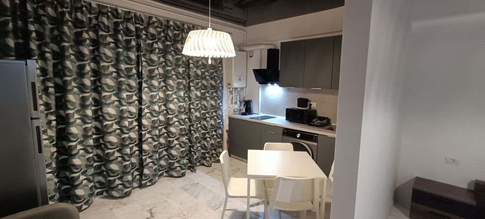 Închiriez studio Mamaia Nord zona Hanul cu Peste