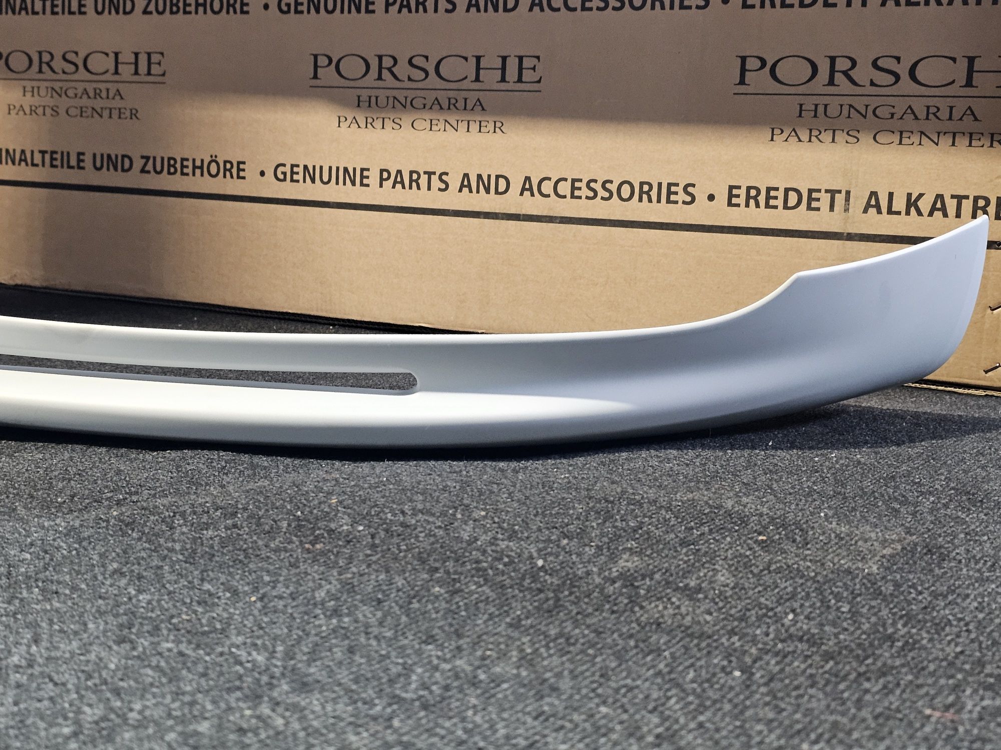 Spoiler bara fata Votex nou original Audi A6 C6 4F 2005 - 2011

Cod Oe