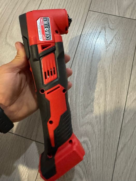 Multifunctionala noua 2025  Milwaukee m18 BMT