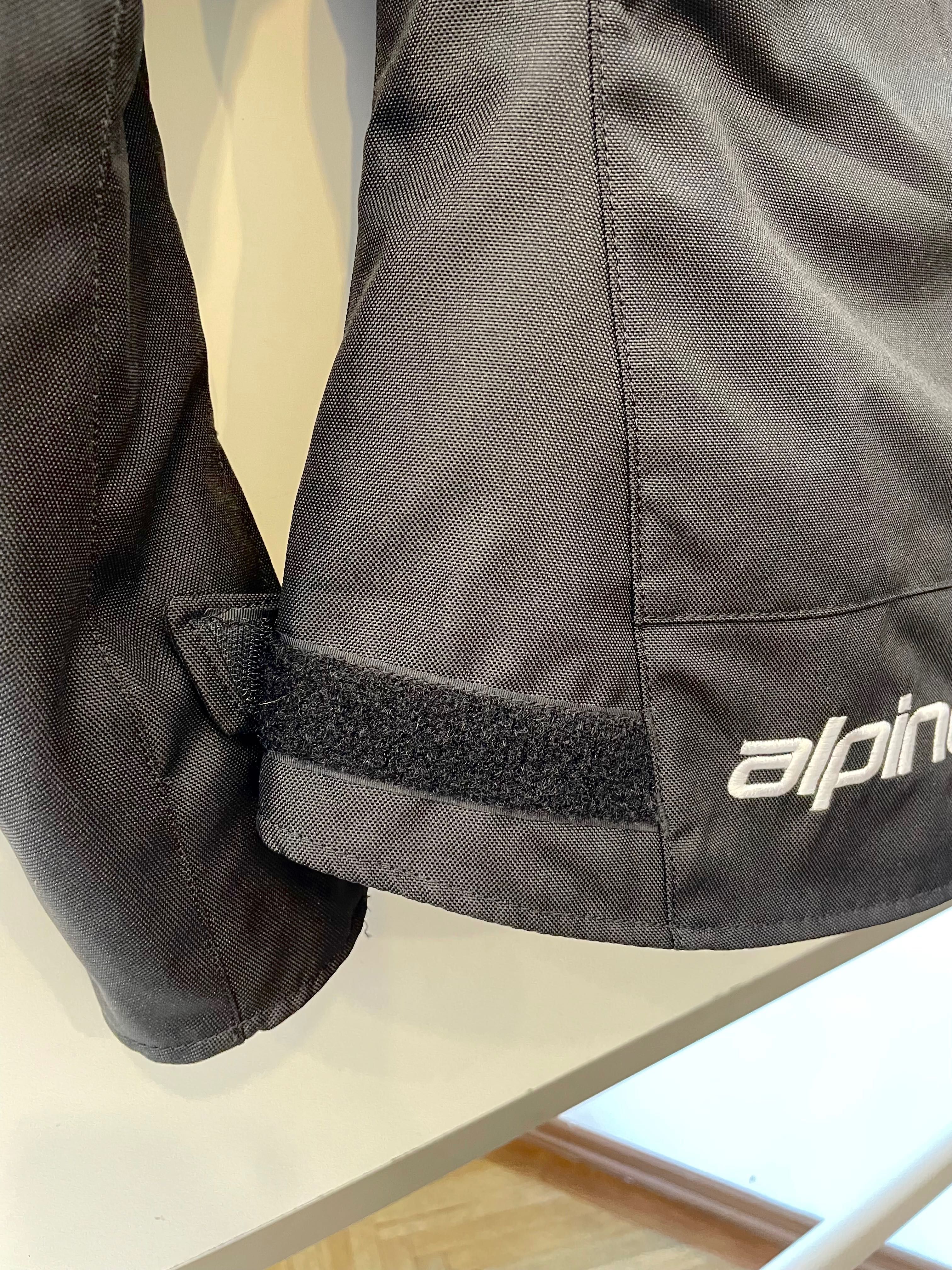 Geacă moto damă neagră Alpinestars textil nepurtată, mărime XS-S