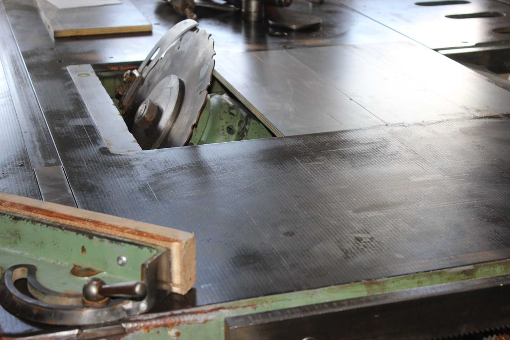 circular cu freza , masina de tamplarie industriala