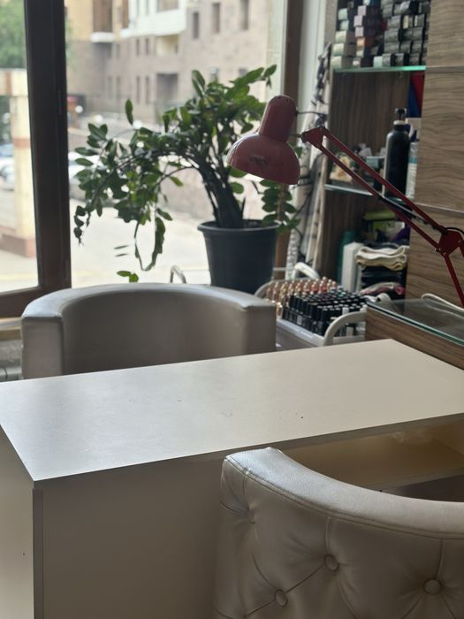 Сдам в оренду (для маникюра