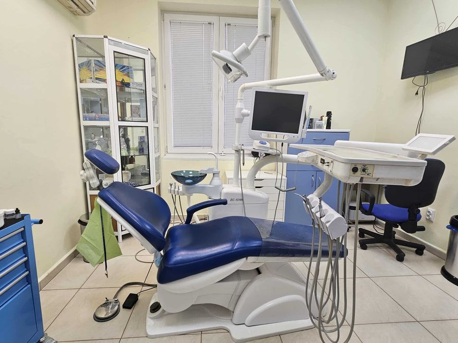 Дентален юнит - напълно функционален