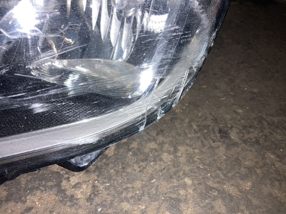 Far VW Passat B8 2014 - 2018 Far Stanga