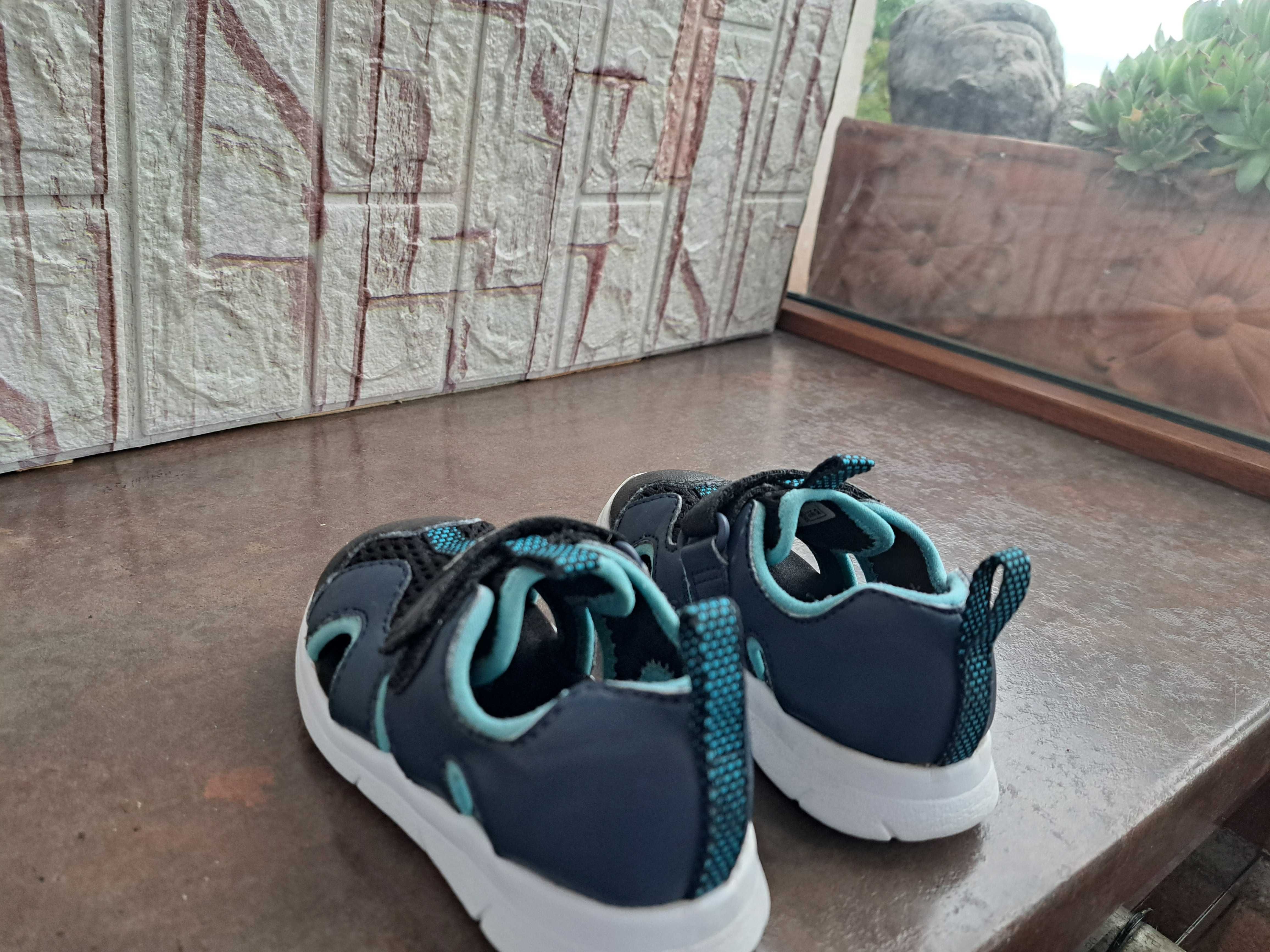 детски сандали,Clarks,летни отворени обувки за момче,номер23