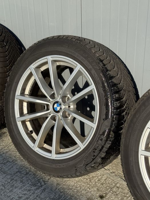Jante aliaj BMW Seria 3 cauciucuri iarna Pirelli Cinturato 225/50/R17