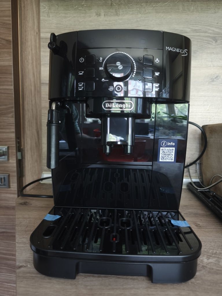 Кафеавтомат Delonghi Magnifica S