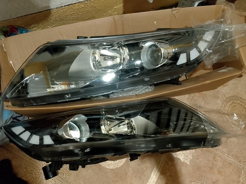 Передние фары Киа Оптима
