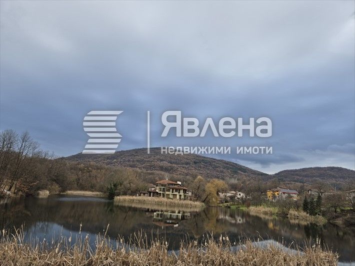 Продава се Къща в с. Гергини, Област Габрово - 430 кв.м за 1163 €/кв.м - Снимка #1