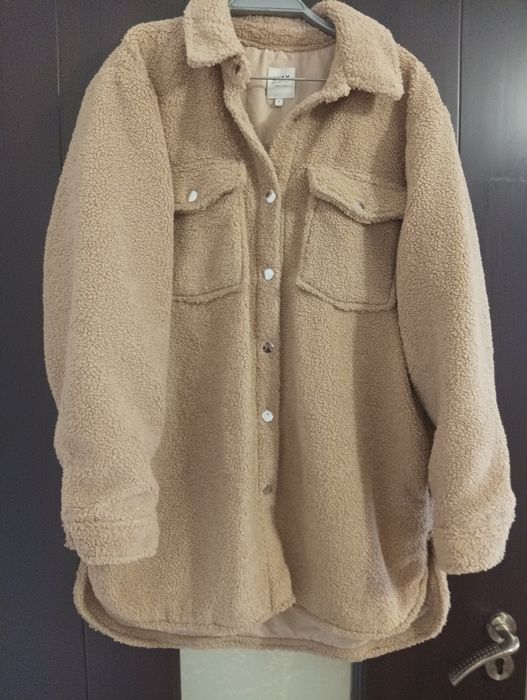 Връхна жилетка пухкава с подплата на ONLY Размер L