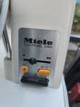 Calandru de calcat cu abur Miele
