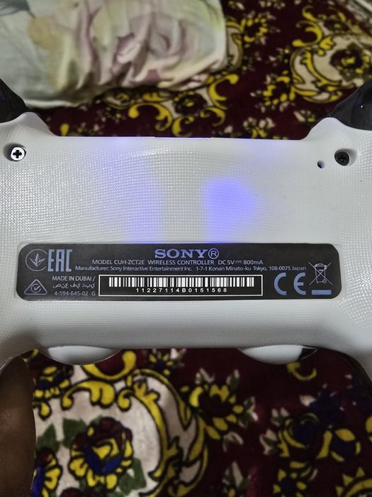 PS4 jostik 1dona sotiladi