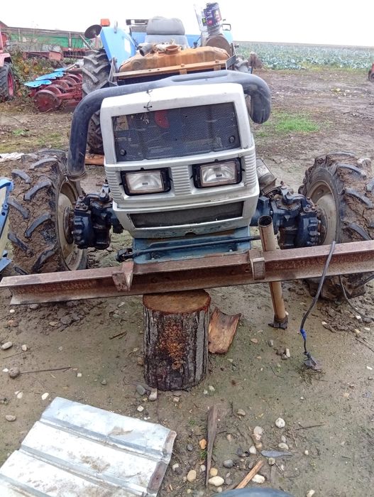 Vand tractor Iseki TK29 cp -dezmebrari